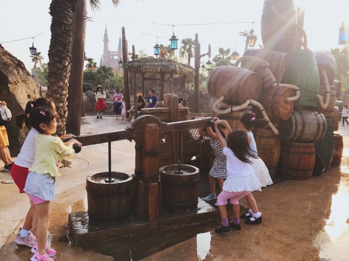 上海迪士尼一日畅玩，亲测经典项目评星盘点